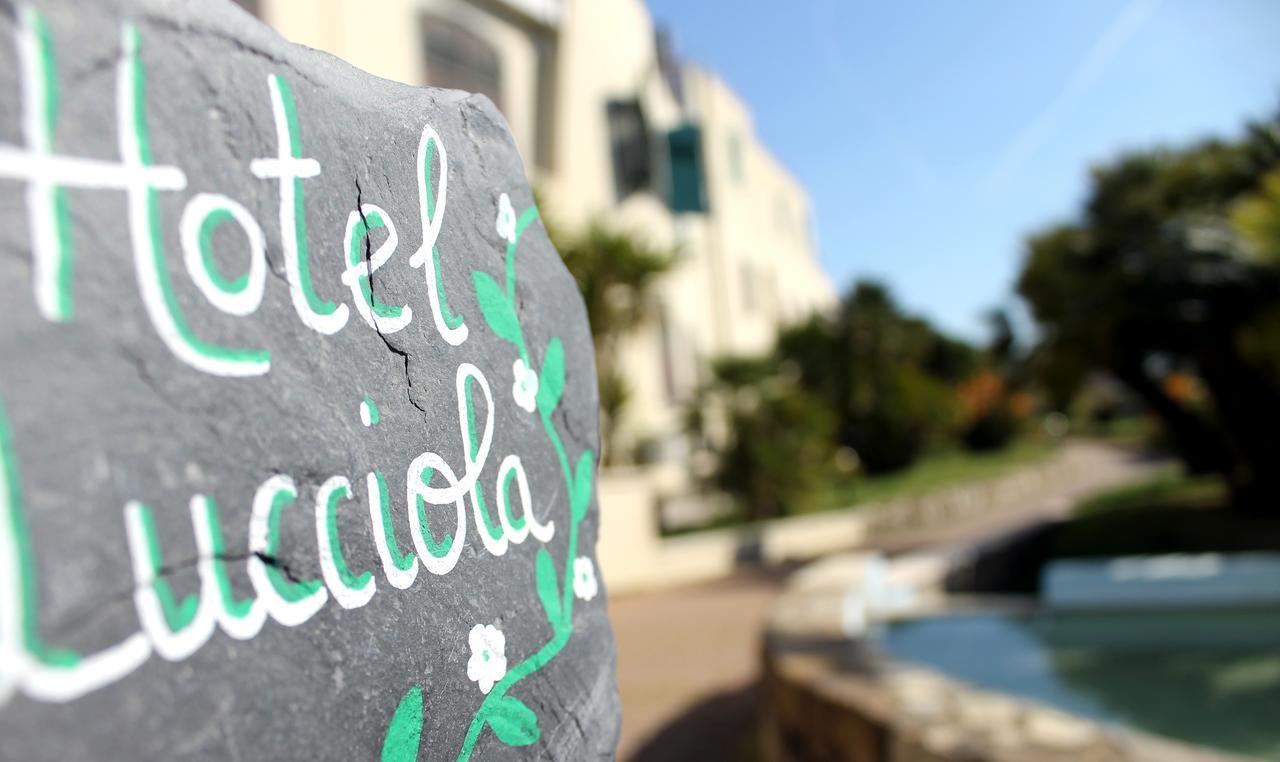 Albergo Ristorante Lucciola サント・ステーファノ・アル・マーレ エクステリア 写真